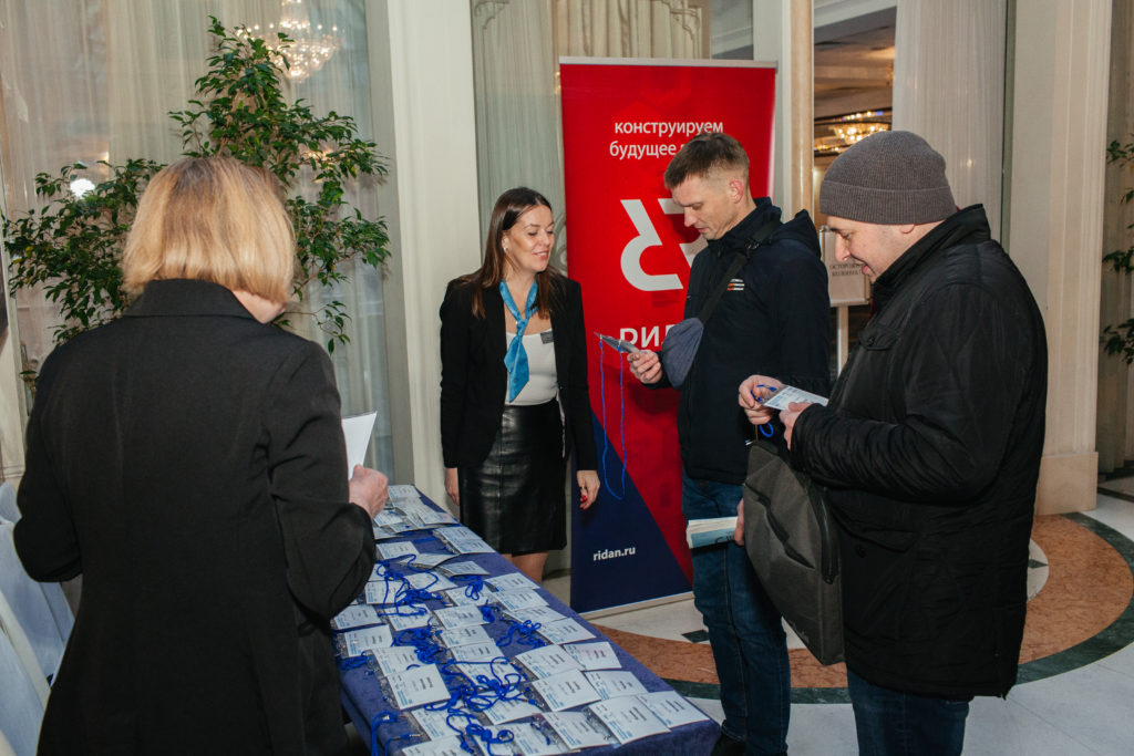 (16) svg+xml;charset=utf